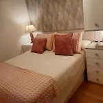 A Un Paso De Montana,mar Y Ambiente *